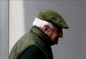 Morto a Milano a 102 anni l’architetto e designer Luigi Caccia Dominioni. Ecco le sue opere più celebri