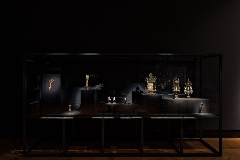 Edmund de Waal meets Albrecht Dürer - exhibition view at Kunsthistorisches Museum, Vienna 2016 - photo KHM Museumsverband