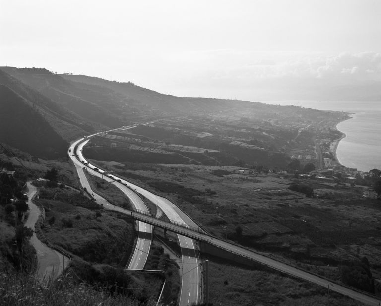 Gabriele Basilico, Calabria, 2002 - Collezione Fotografia MAXXI Architettura - Courtesy Fondazione MAXXI