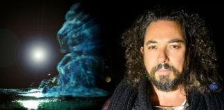 L'artista Eyal Gever