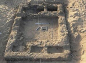 Scoperta in Egitto una città di oltre 7mila anni fa e il suo cimitero. Ecco le immagini
