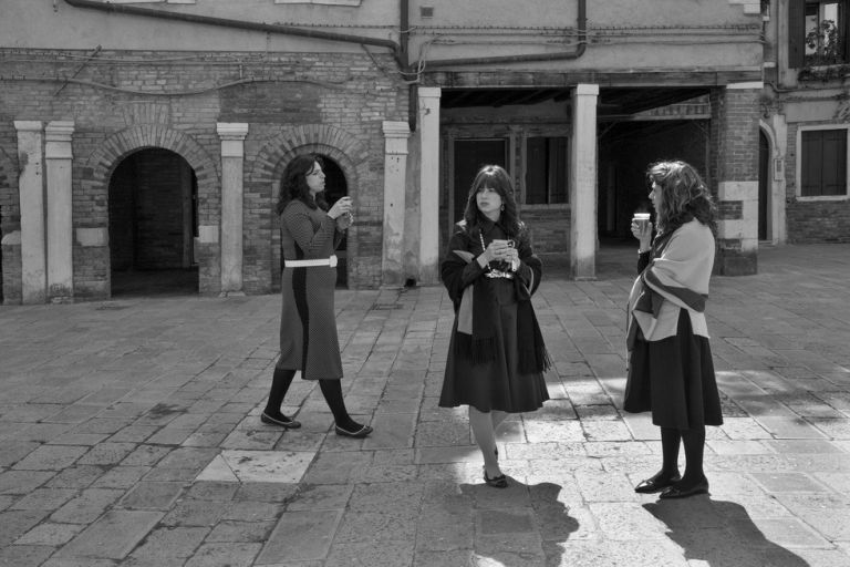 Signore vestite a festa per Shabbat © Ferdinando Scianna / Magnum Photos