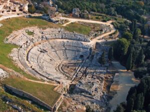 Tra pubblicità e storia. Quale futuro per Siracusa?