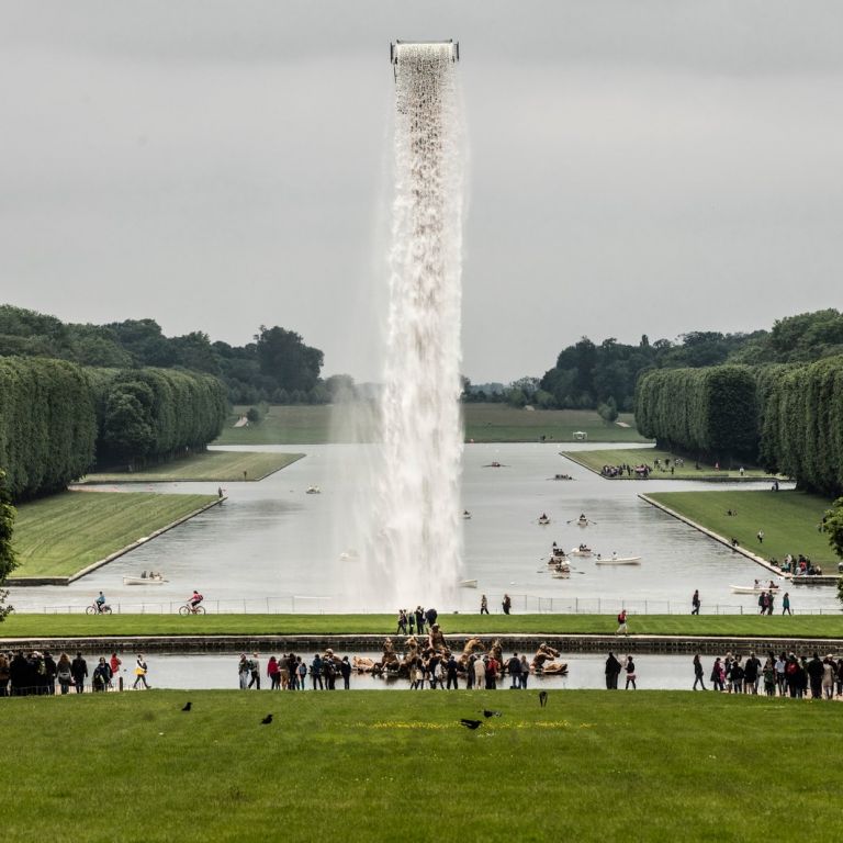 Waterfall di Olafur Eliasson