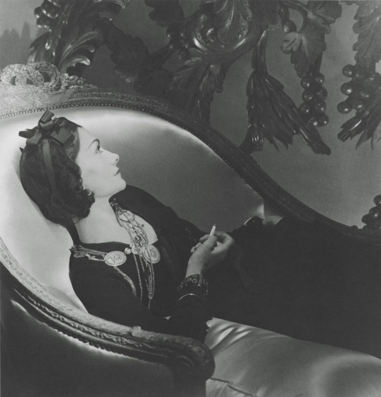 Horst P. Horst, Portrait of Gabrielle Chanel, 1937, CHANEL Patrimoine Collection, Paris – © Condé Nast/Corbis/Collection Patrimoine de CHANEL