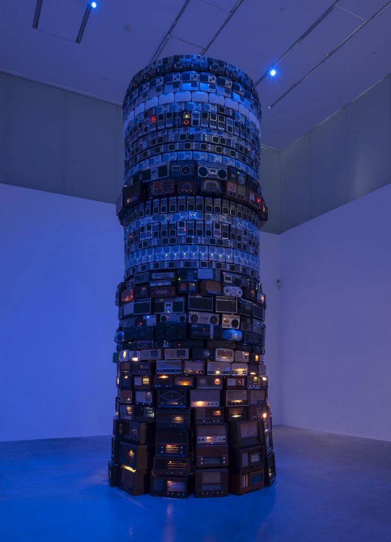 Cildo Meireles, Babel, 2001. Tate Modern, Londra