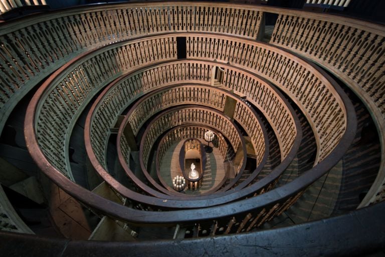 Gare de l'Est – installation overview at Teatro Anatomico, Palazzo del Bo, Padova 2016 – photo Rolando Paolo Guerzoni