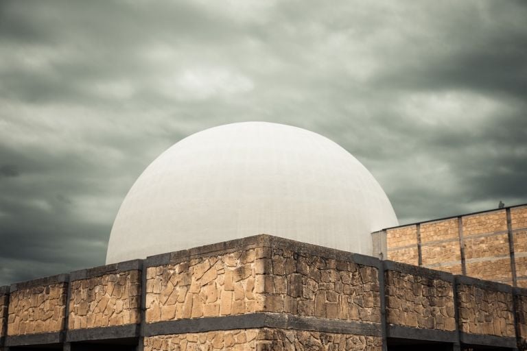 Gibellina Nuova, Chiesa Madre di Ludovico Quaroni, foto Felipe Garcia by Flickr