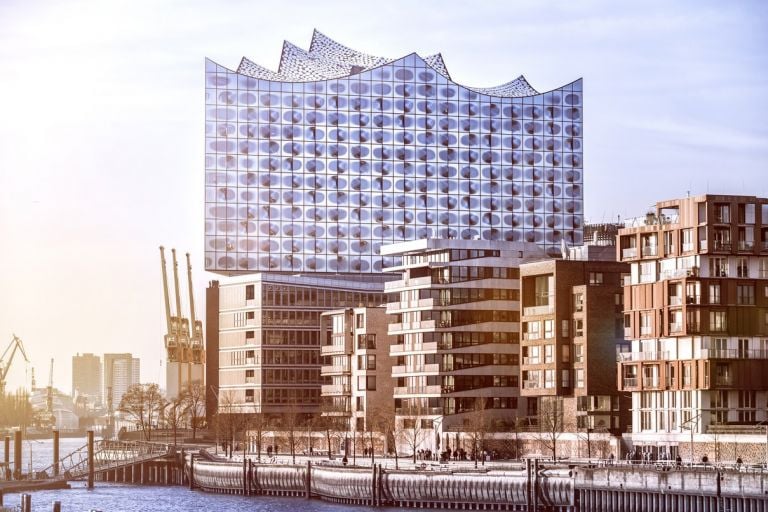 La Elbphilharmonie di Herzog & De Meuron (foto Thies Raetzke)