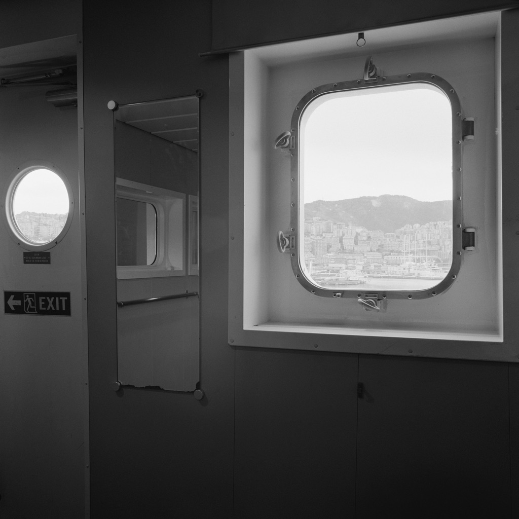 Massimiliano Camellini, Windows, Hanjin Yantian, 02-05-2014, Genova, Terminal Sech, Courtesy of Bag Gallery, Parma
