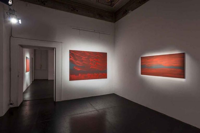 Matteo Montani. Racconto Rosso. Exhibition view at L'Attico, Roma 2016. Photo Sebastiano Luciano