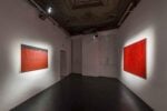 Matteo Montani. Racconto Rosso. Exhibition view at L'Attico, Roma 2016. Photo Sebastiano Luciano