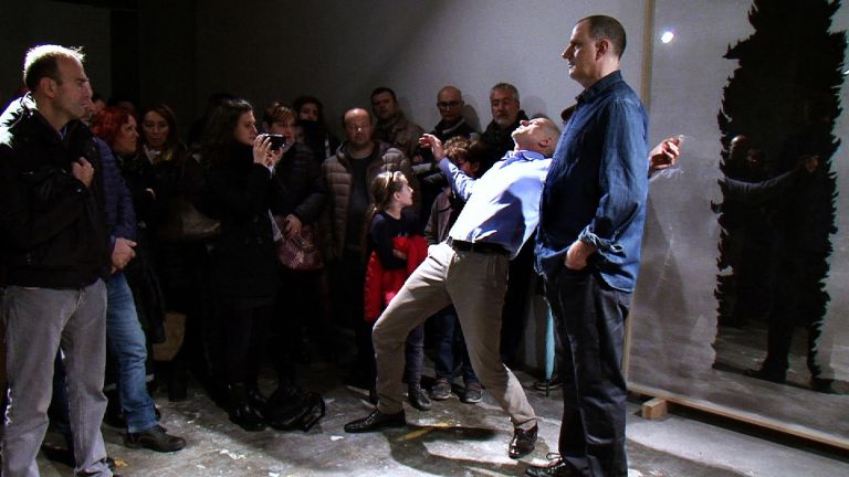 Tom Johnson, Frame della performance Un piano nobile per un uomo alto