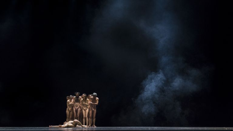 Bestie di Scena, regia Emma Dante, produzione Piccolo Teatro di Milano. Foto ©Masiar Pasquali