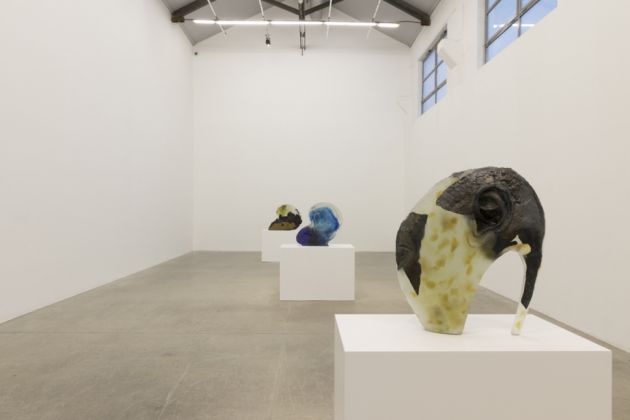 Diego Perrone, Herbivorous Carnivorous. Exhibition view at Galleria Massimo De Carlo, Milano 2017