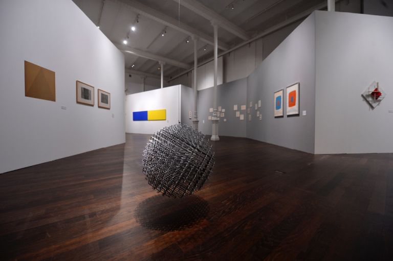 François Morellet et ses amies. Exhibition view at Musée des Beaux-Arts, Chambéry 2017