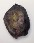 Agostino Arrivabene, Cuore sacro, 2013, foglia d'oro su legno fossile