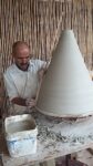 Ceramista marocchino al lavoro