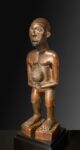 Figura di potere Yombe Frigoriferi Milanesi. L’Africa del Cacciatore Bianco.150 opere di artisti africani
