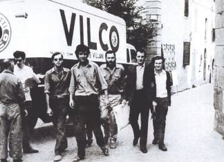 Fiumalbo (MO), agosto 1967. Da sx, Maurizio, Tiziano e Adriano Spatola, Arrigo Lora Totino e Claudio Parmiggiani. Photo Luigi Ferro