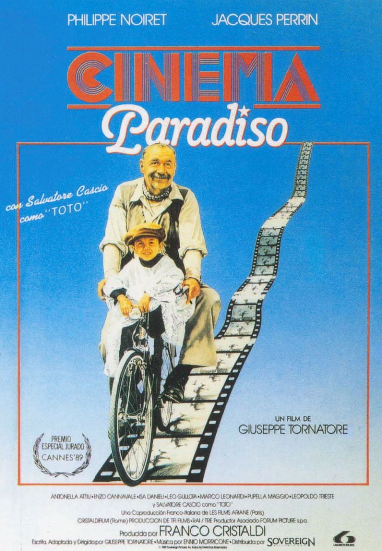 La locandina di Nuovo Cinema Paradiso Ruspe sulla vecchia stazione di Nuovo Cinema Paradiso. Muore un luogo simbolo del cinema italiano