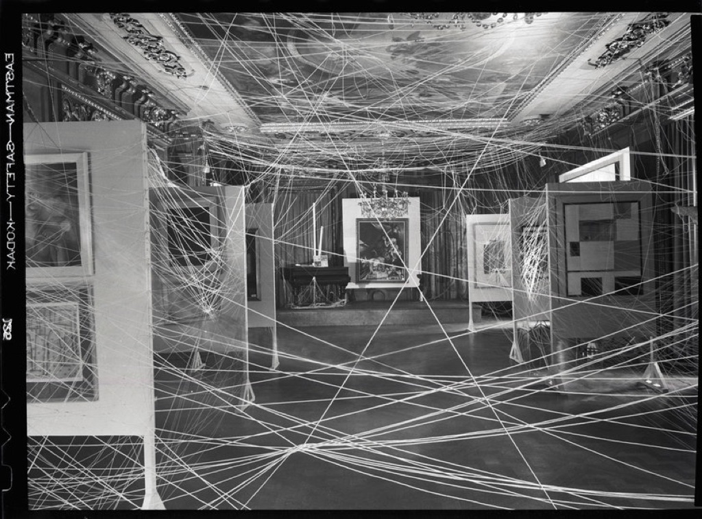 Marcel Duchamp, Sixteen Miles of String, New York, 1942