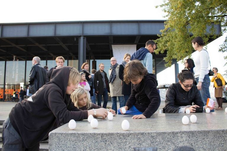 Nina Fischer & Maroan el Sani, Balancing out the temple of Orthogonality, 2014. Performance at Neue Nationalgalerie, Festival of Future Nows. Courtesy Marie-Laure Fleisch, Roma