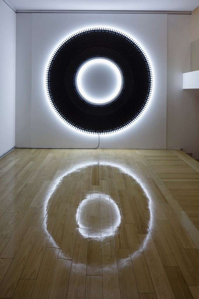 Shay Frisch. Connessioni luminose. Installation view at Galleria San Fedele, Milano 2017