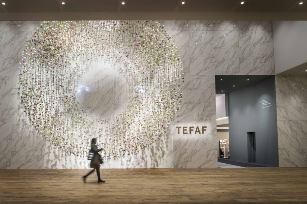 160 jet privati, 2000 bottiglie di champagne. I numeri del successo di TEFAF Maastricht