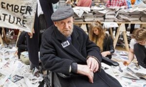 È morto a Londra Gustav Metzger, esponente di Fluxus e dell’arte autodistruttiva