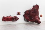 Anish Kapoor Studio © Anish Kapoor 2017. Courtesy Lisson Gallery Una mostra di Kapoor a Londra, nel giorno della Brexit. Lettura politica per le sue opere crude?