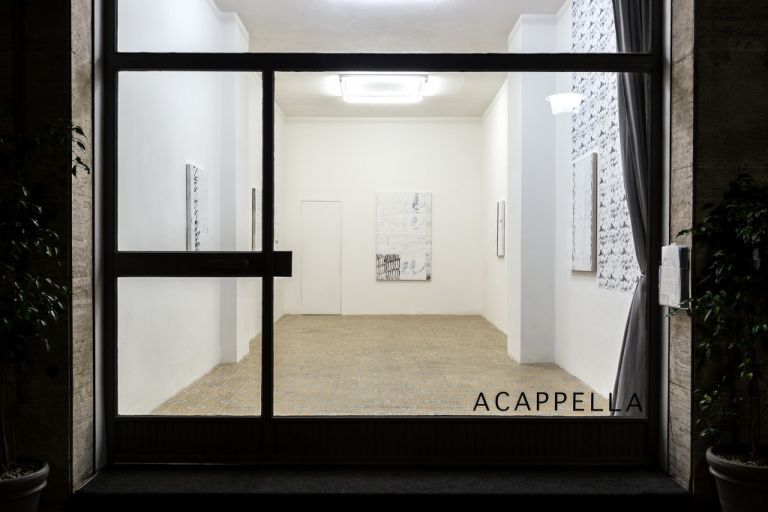 Daniel Davies. Cloud Illusions. Installation view at Acappella Gallery, Napoli 2017. © Danilo Donzelli Photography