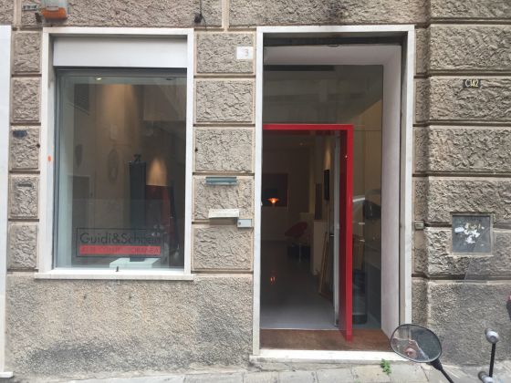 Guidi & Schoen, le vetrine della nuova sede a Genova