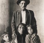 Irving Penn Gypsy Family Spain Irving Penn al Met di New York. Un geniale cantore della bellezza: corpi, volti e still life