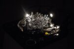 Kensuke Koike, To Wolf, Dark is the night, 2017, turntable, vynil, lights, foto Giacomo Cosua