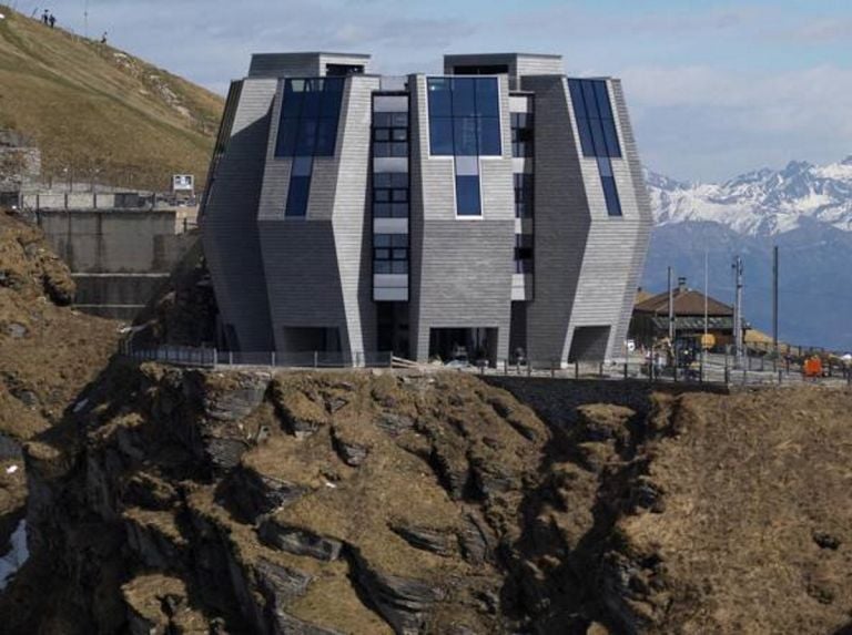 Mario Botta, Ristorante Vetta, Monte Generoso, 2013-17