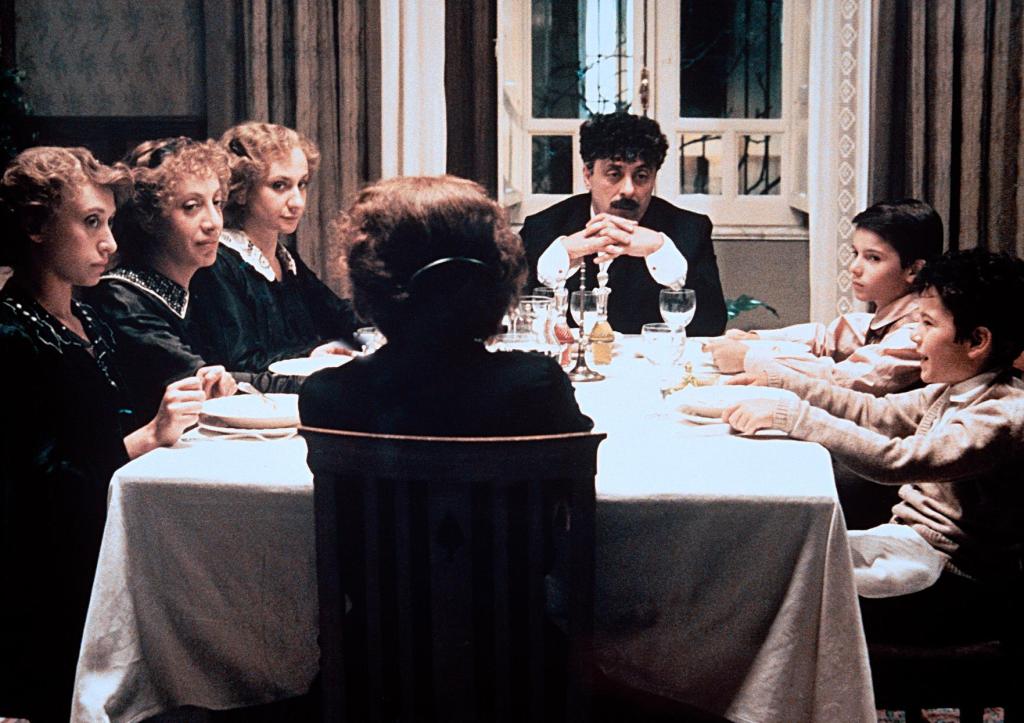 Memé Perlini ne La famiglia di Ettore Scola (1987)