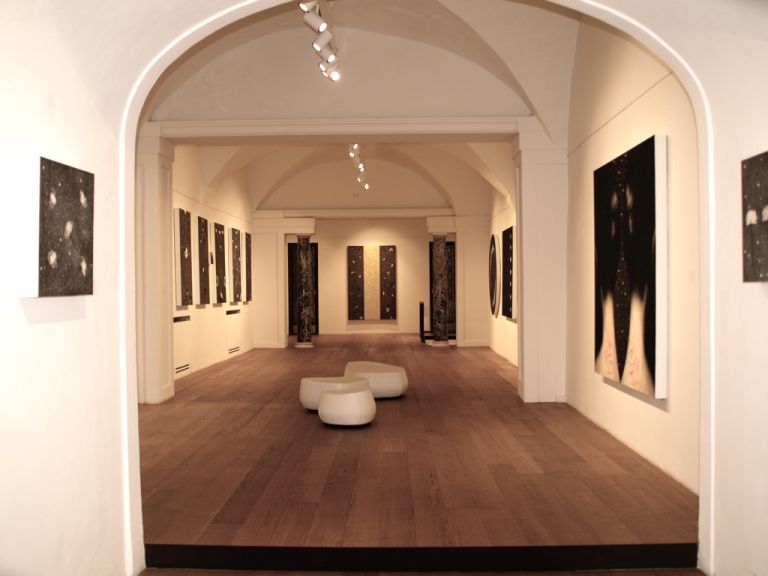 Omar Galliani. Exhibition view at Tornabuoni Arte, Firenze 2017