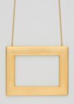 Picture Frame for the Face Necklace Yellow Gold. John Baldessari 2011 Sculture da indossare firmate da grandi artisti contemporanei. A New York da Hauser & Wirth