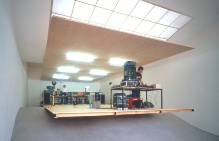 Rirkrit Tiravanija, Untitled (Demo Station n. 1), 2011. Veduta della mostra al Portikus di Francoforte