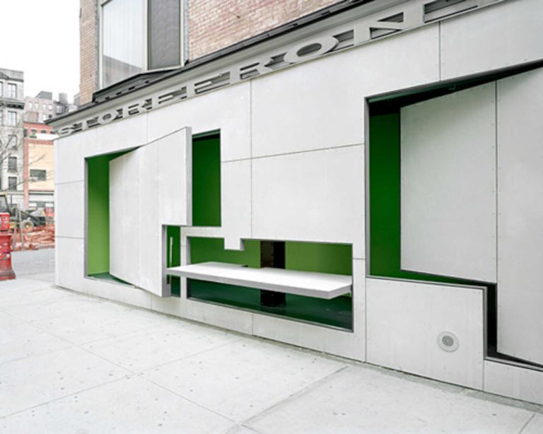 Storefronts as Art and Architecture Addio a Vito Acconci, pioniere contemporaneo. Muore un gigante dell’arte e dell’architettura