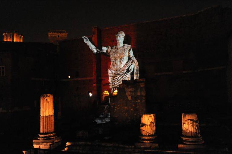 Viaggi nellAntica Roma. Il Foro di Augusto 3 Tornano gli archeoshow “Viaggi nell'Antica Roma”: il Foro di Augusto