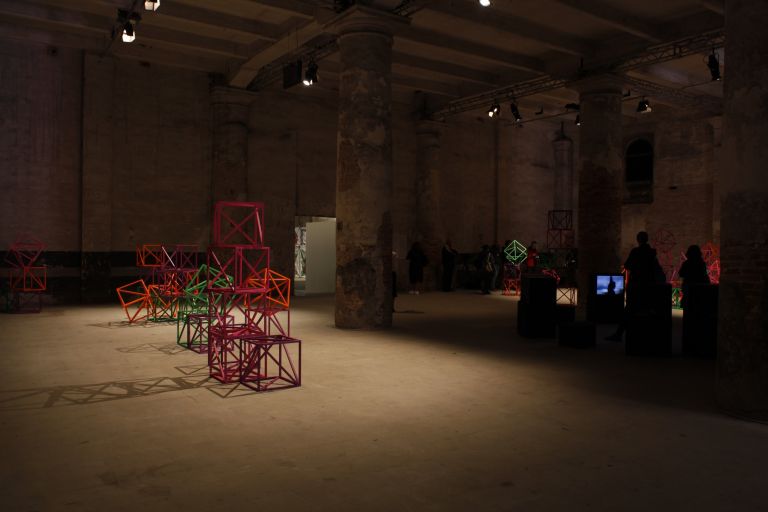 57. Biennale di Venezia, Arsenale, veduta della mostra, ph. Andrea Ferro