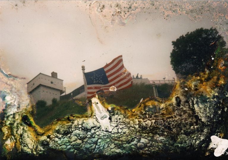 Arianna Arcara & Luca Santese, The Flag from the series Found Photos in Detroit