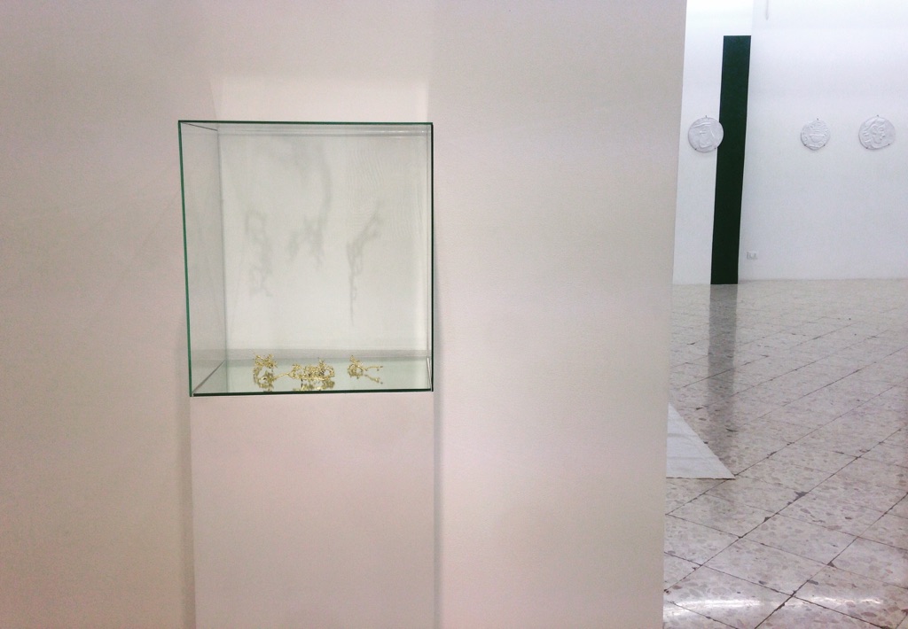 Concetta Modica. Fragile - Epico. Installation view at Francesco Pantaleone Arte Contemporanea, Palermo 2017