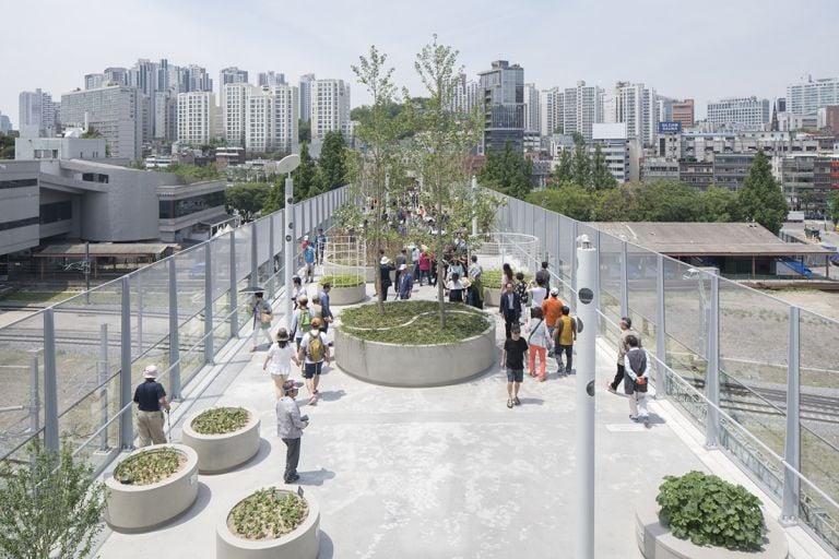 Seoul Sky Garden ph Ossip van Duivenbod