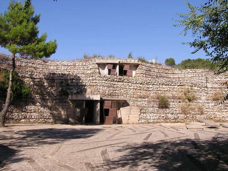 Enric Miralles & Carme Pinós, Cimitero di Igualada, 1985-1996