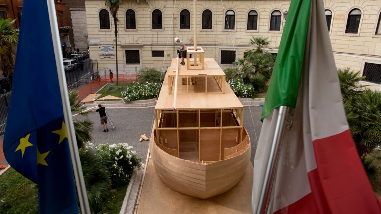 Ilya e Emilia Kabakov, The Ship of Tolerance - Accademia di Belle Arti, Roma, 2017