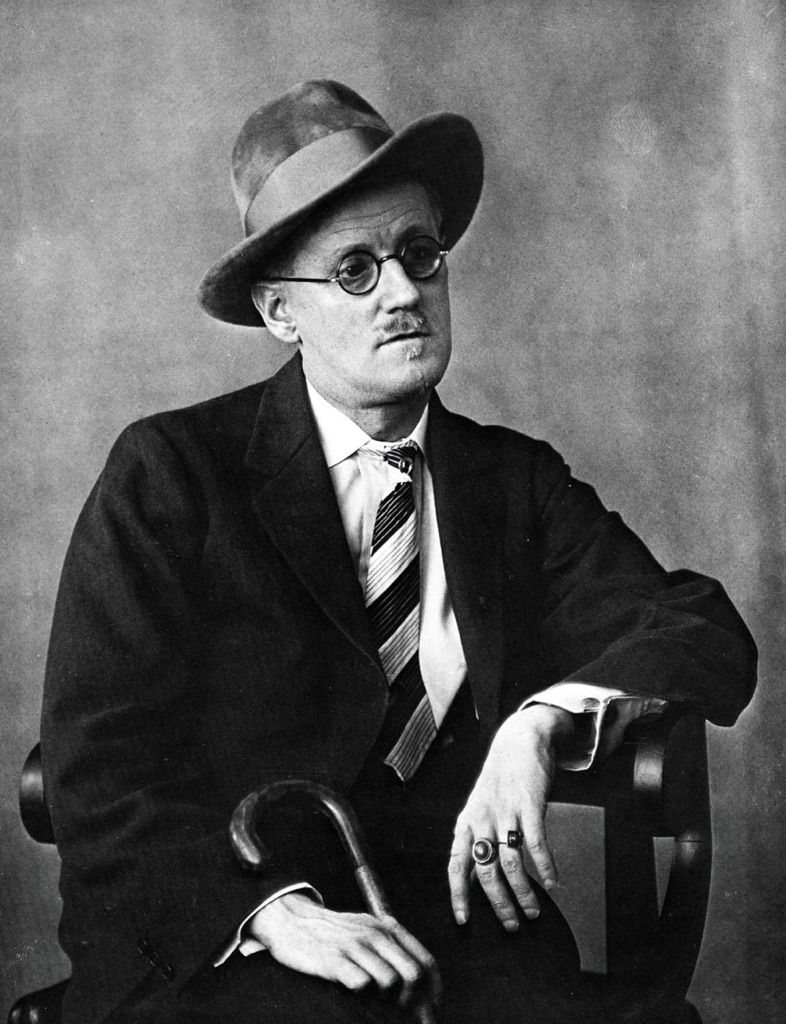 James Joyce , Paris, 1927 © Berenice Abbott