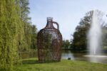 Joana Vasconcelos, pavillon de vin, 2016, Blickachsen 11 (2017) exhibition (courtesy Stiftung Blickachsen gGmbH, Bad Homburg, and artists)